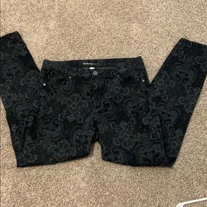 Size 10 black and gray paisley pattern denim jeans